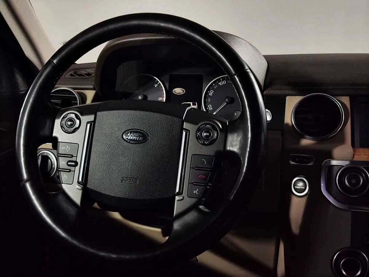 Land Rover Discovery с пробегом — 2014 год. Фото: #15