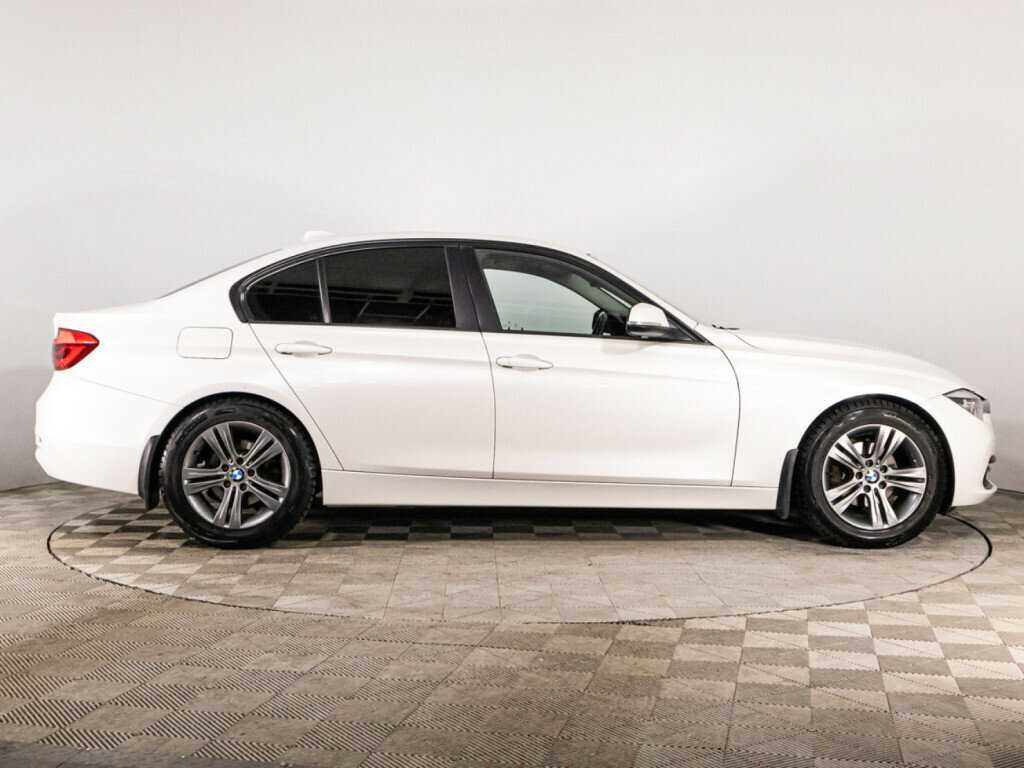 BMW 3 серии с пробегом — 2016 год. Фото: #3