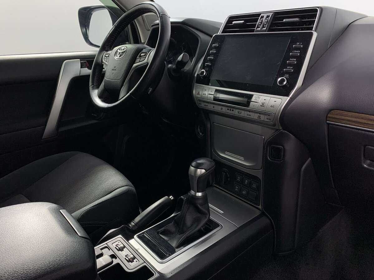 Toyota Land Cruiser Prado с пробегом — 2021 год. Фото: #10
