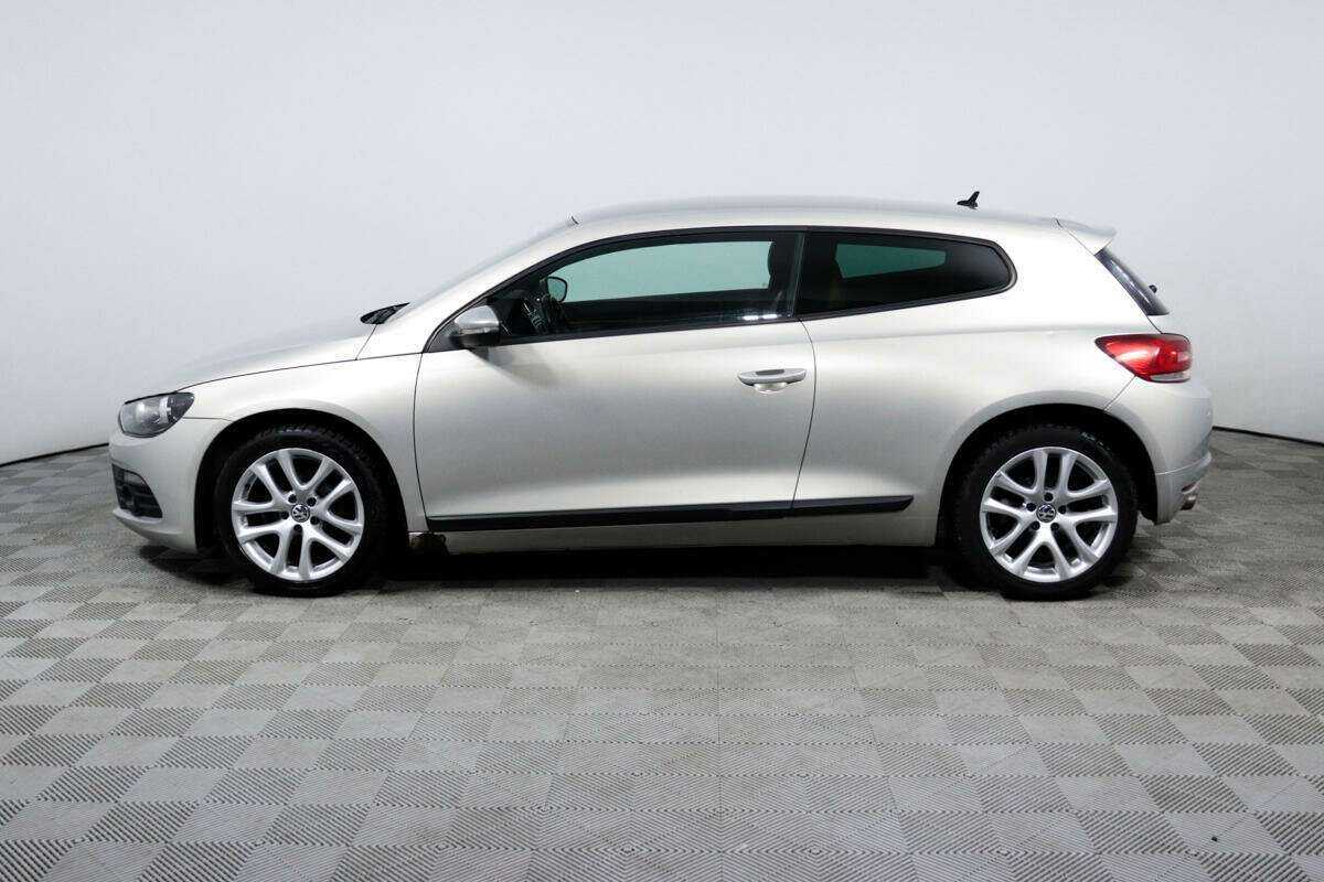 Volkswagen Scirocco с пробегом — 2009 год. Фото: #7