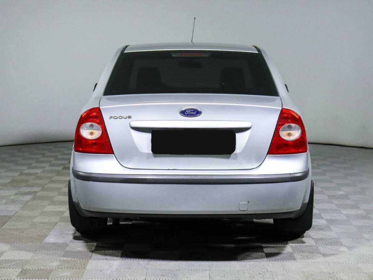 Ford Focus с пробегом — 2006 год. Фото: #4