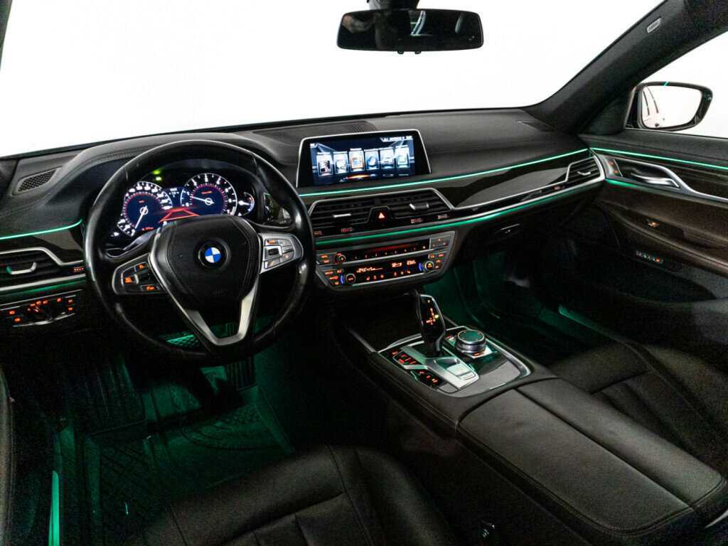 BMW 7 серии с пробегом — 2016 год. Фото: #24