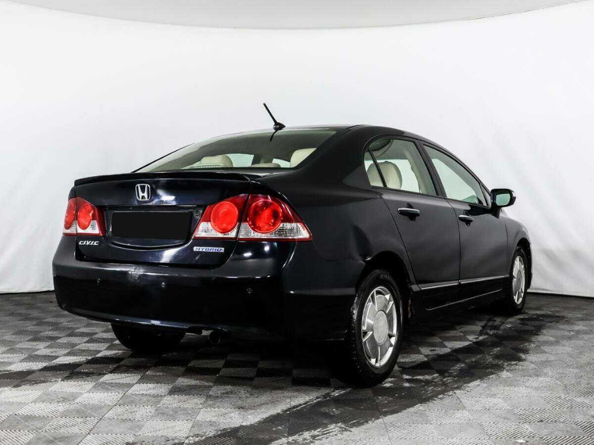 Honda Civic с пробегом — 2008 год. Фото: #4