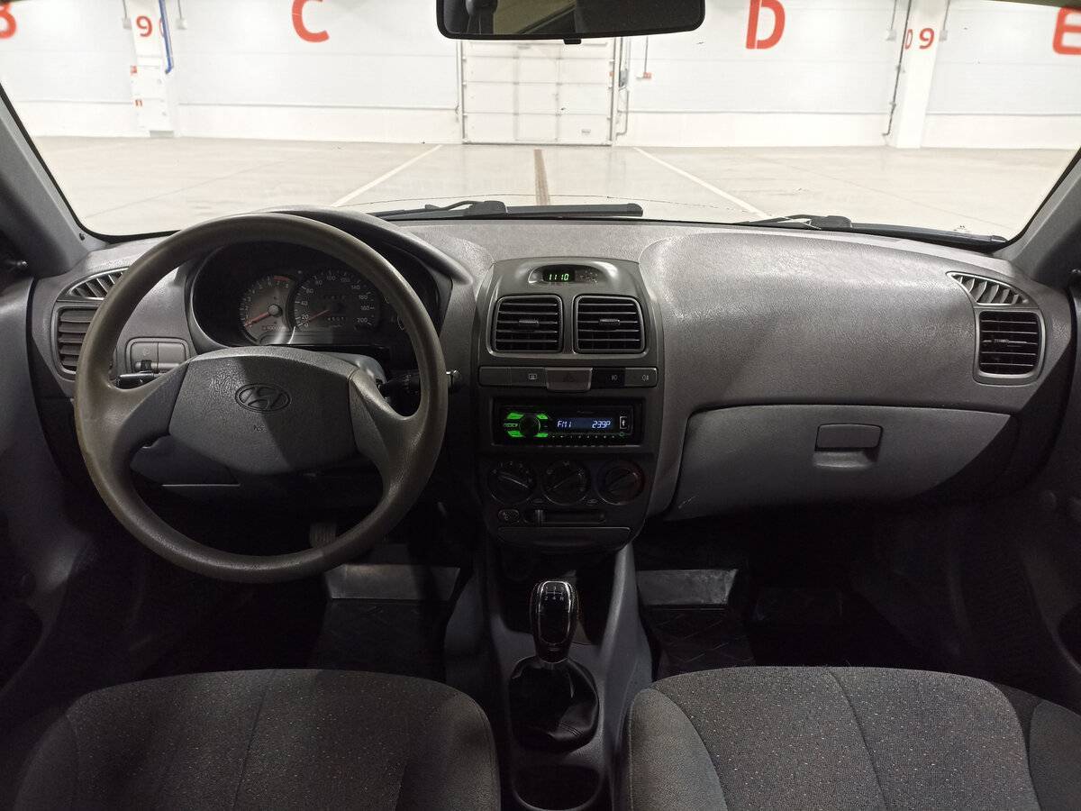 Hyundai Accent с пробегом — 2008 год. Фото: #13