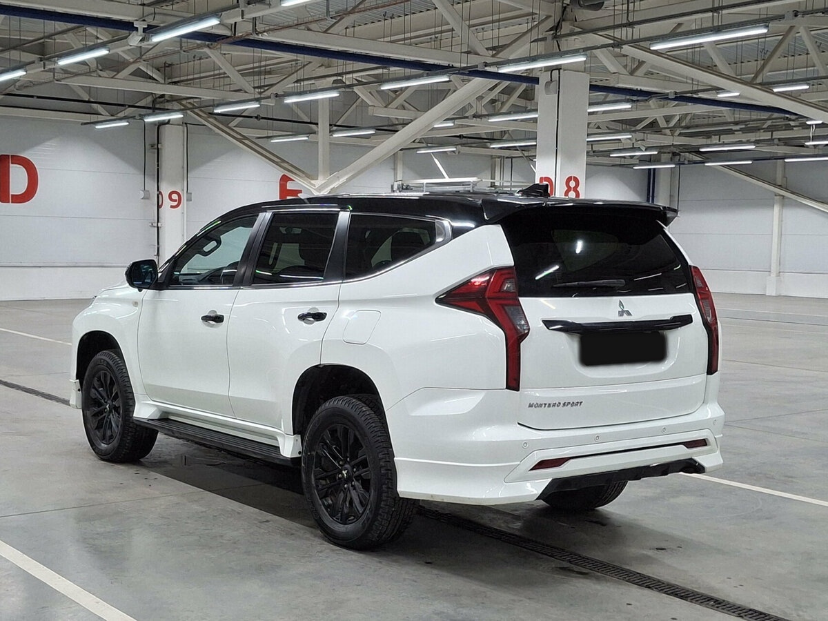 Mitsubishi Montero Sport с пробегом — 2022 год. Фото: #6