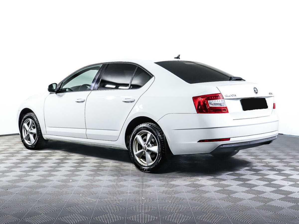 Skoda Octavia с пробегом — 2019 год. Фото: #6