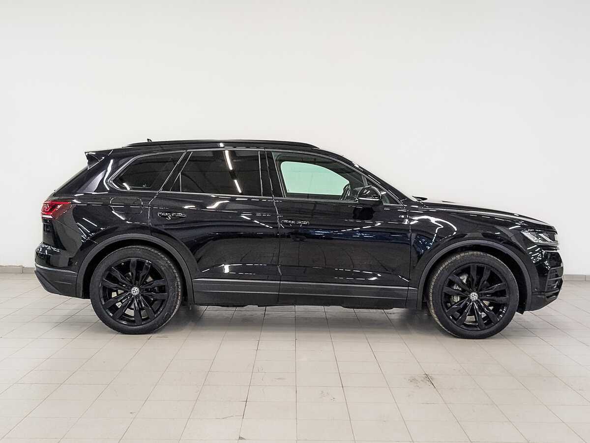 Volkswagen Touareg с пробегом — 2019 год. Фото: #3