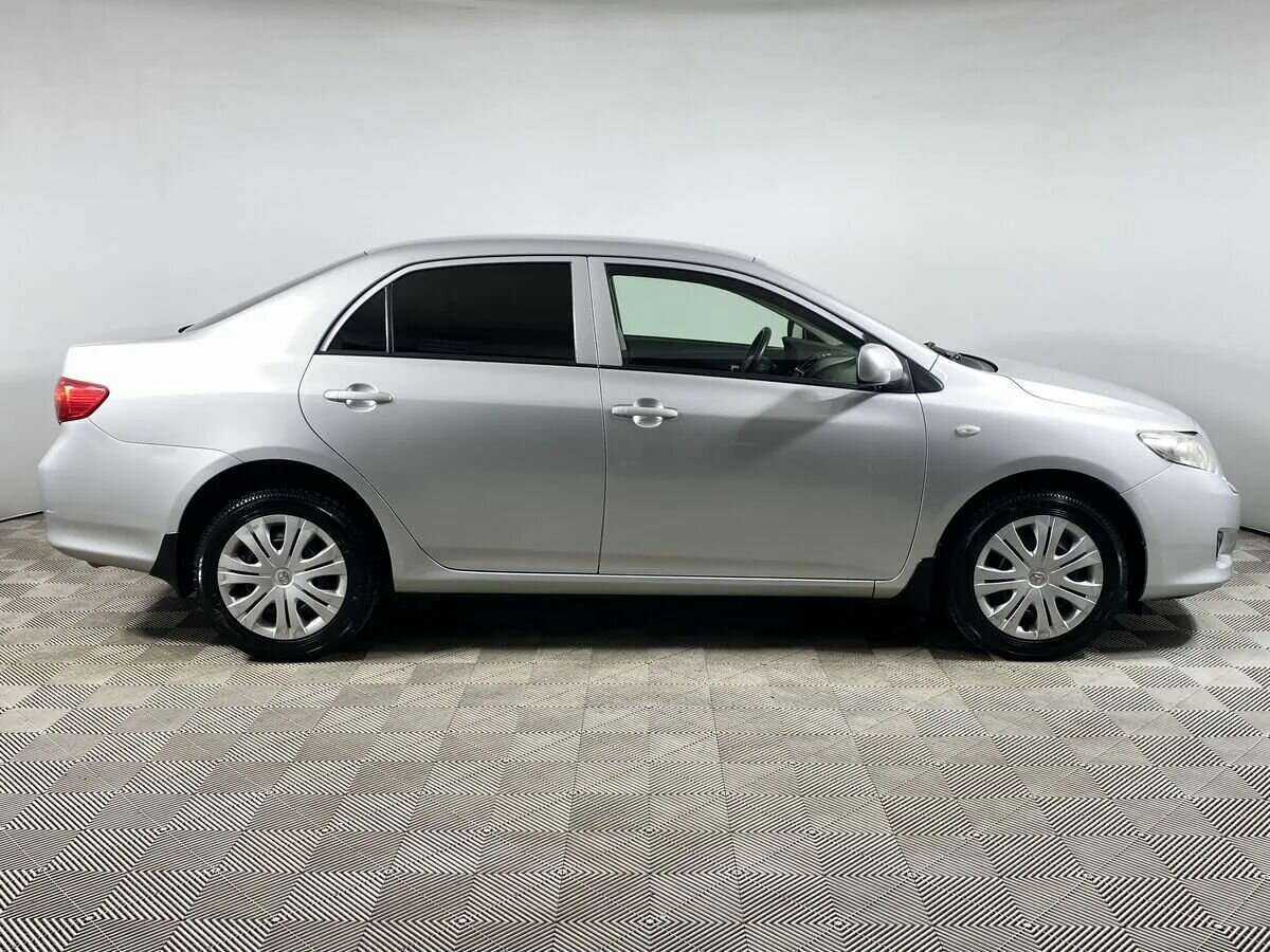 Toyota Corolla с пробегом — 2007 год. Фото: #2