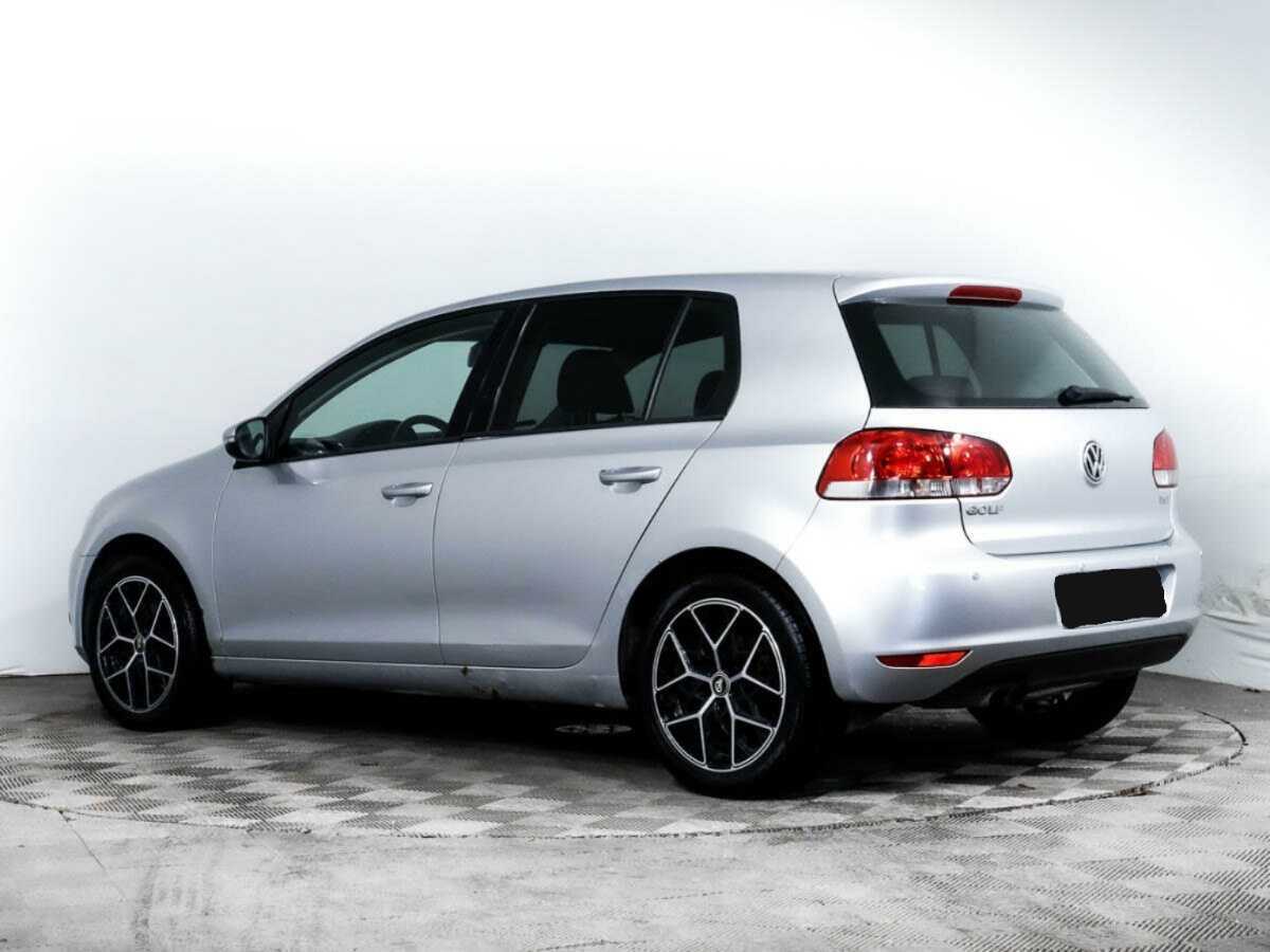 Volkswagen Golf с пробегом — 2011 год. Фото: #5