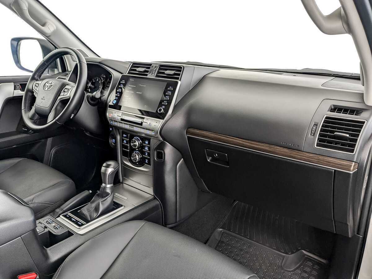 Toyota Land Cruiser Prado с пробегом — 2021 год. Фото: #10