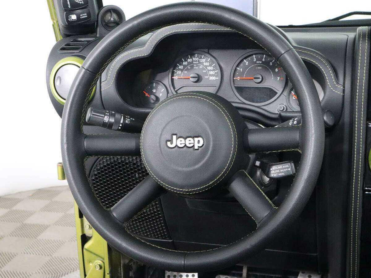 Jeep Wrangler с пробегом — 2007 год. Фото: #17