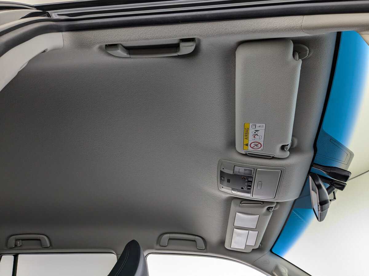 Toyota Land Cruiser Prado с пробегом — 2016 год. Фото: #18