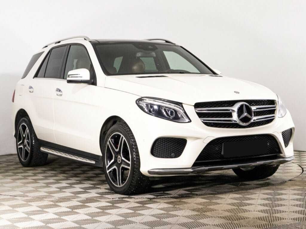 Mercedes-Benz GLE с пробегом — 2015 год. Фото: #2