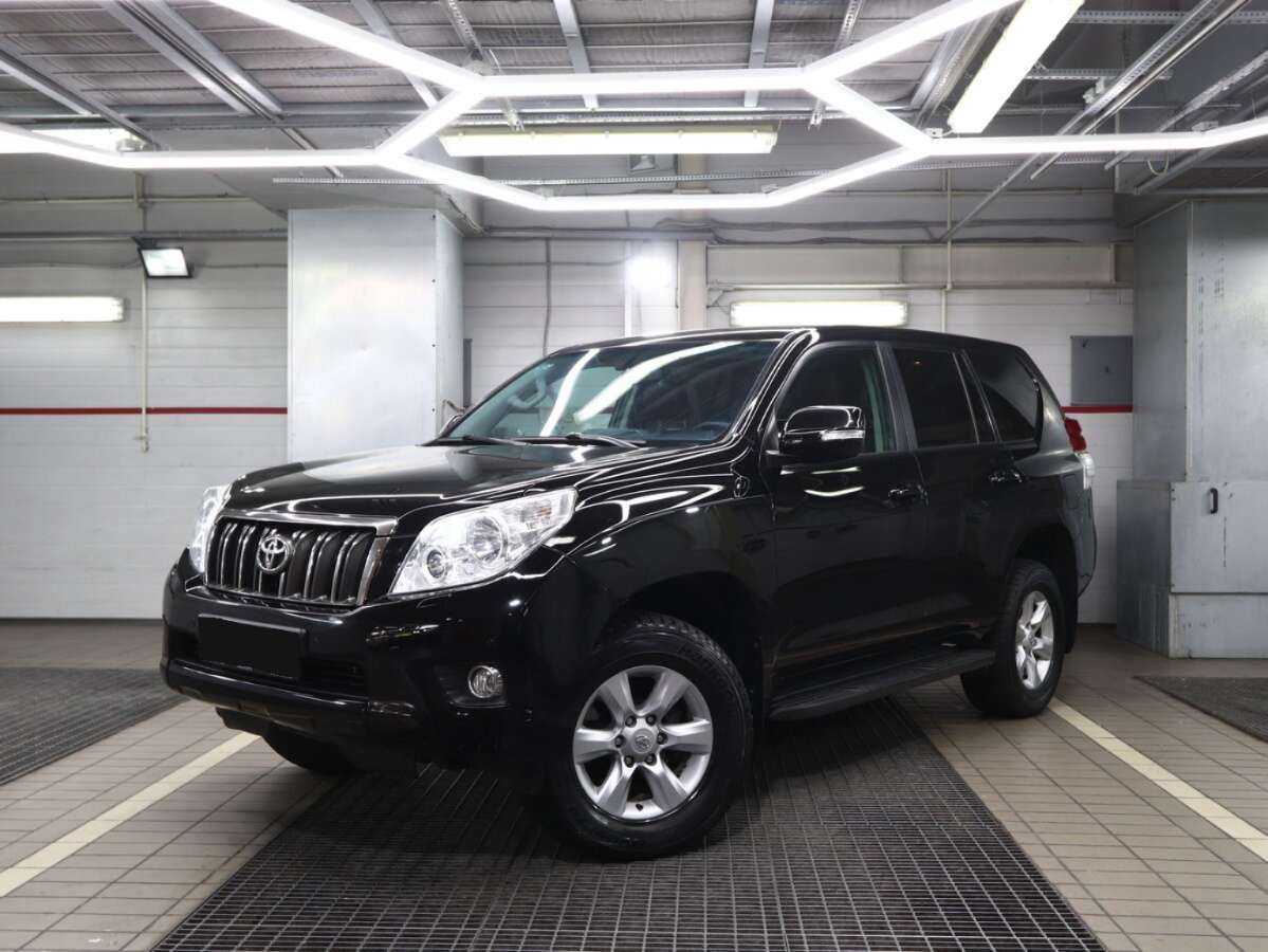 Toyota Land Cruiser Prado с пробегом — 2013 год. Фото: #0
