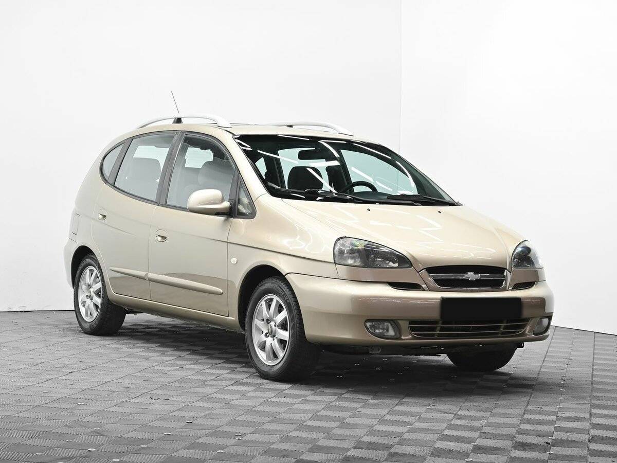 Chevrolet Rezzo с пробегом — 2008 год. Фото: #1