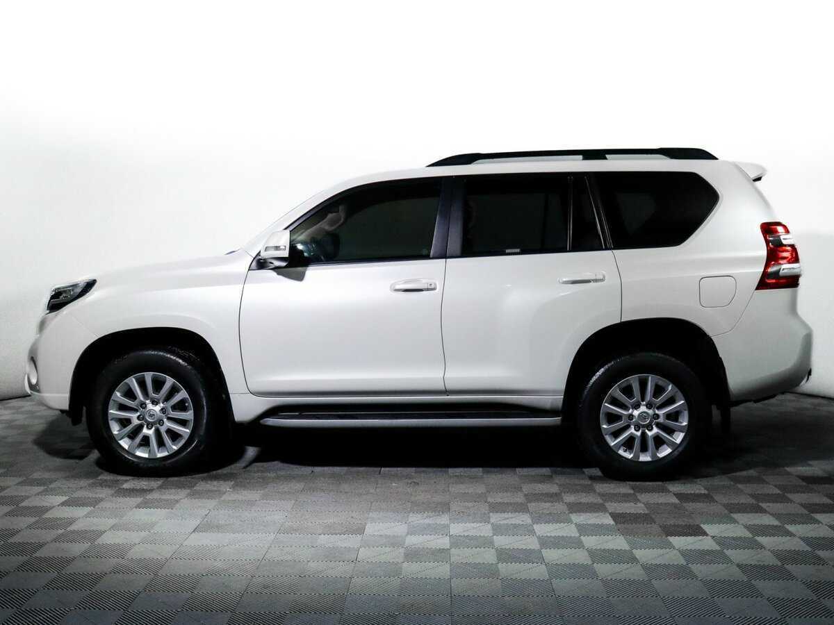 Toyota Land Cruiser Prado с пробегом — 2016 год. Фото: #4