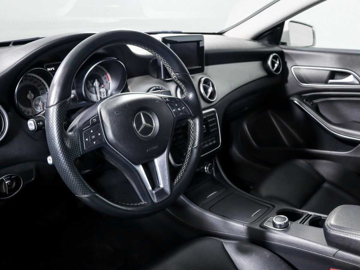 Mercedes-Benz CLA с пробегом — 2014 год. Фото: #10