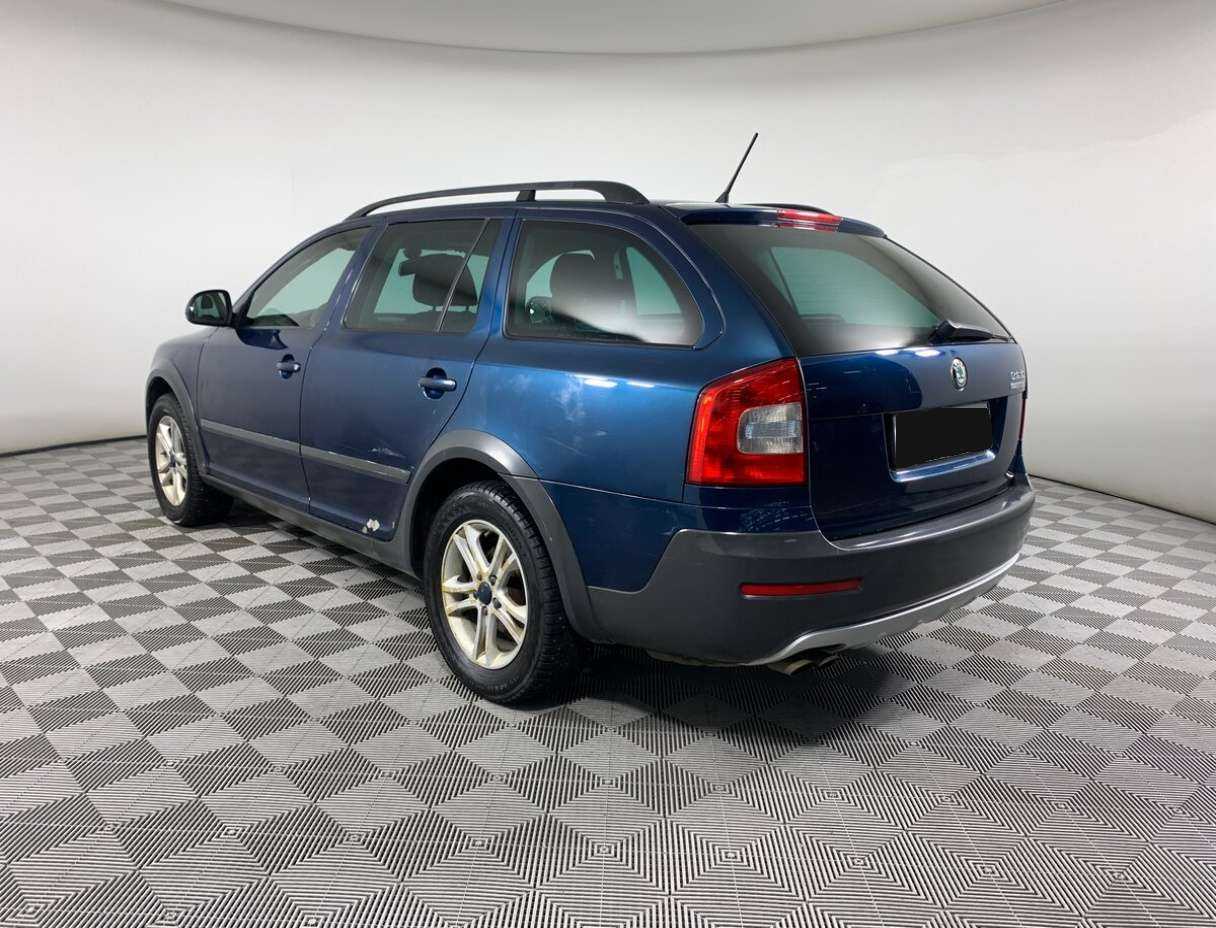 Skoda Octavia с пробегом — 2011 год. Фото: #6