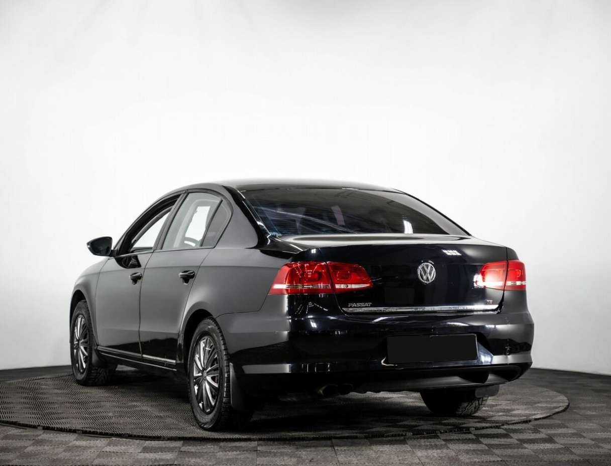 Volkswagen Passat с пробегом — 2011 год. Фото: #5