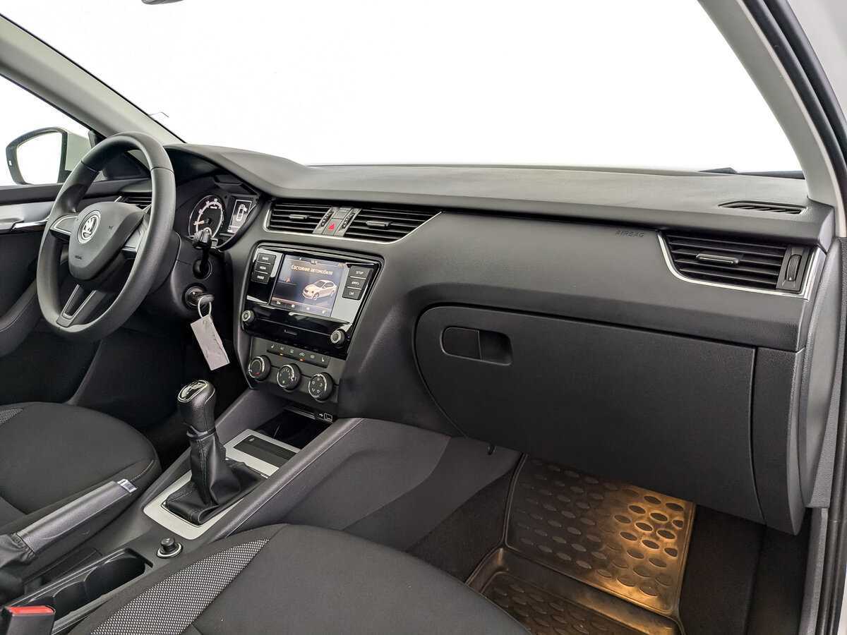 Skoda Octavia с пробегом — 2019 год. Фото: #8