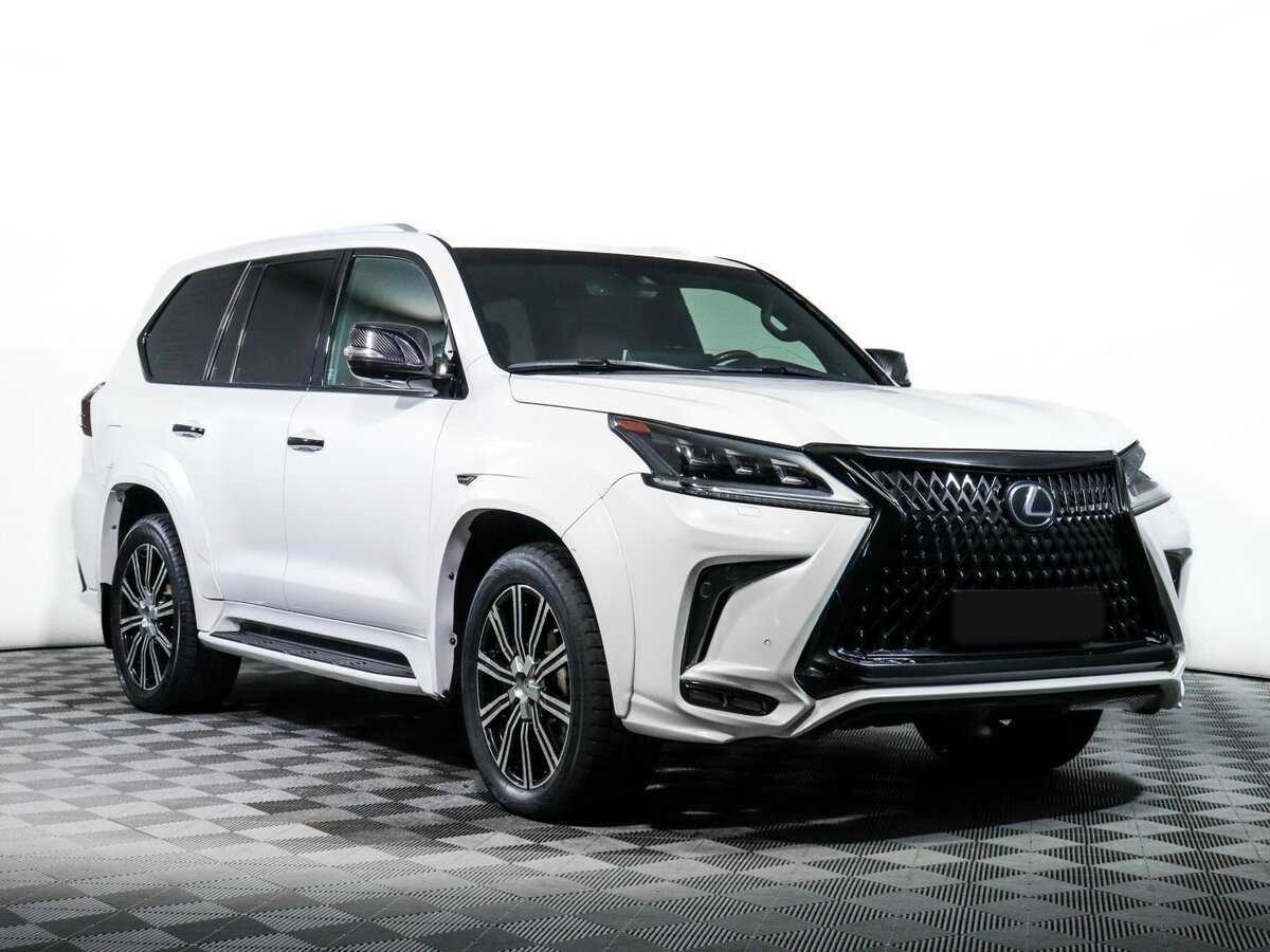 Lexus LX с пробегом — 2016 год. Фото: #2
