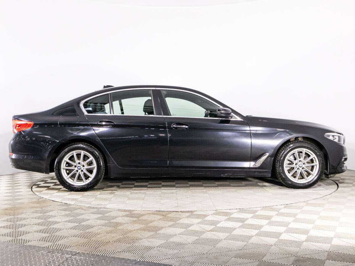BMW 5 серии с пробегом — 2017 год. Фото: #3
