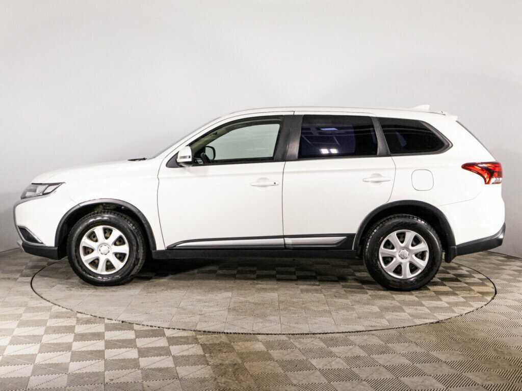 Mitsubishi Outlander с пробегом — 2018 год. Фото: #7