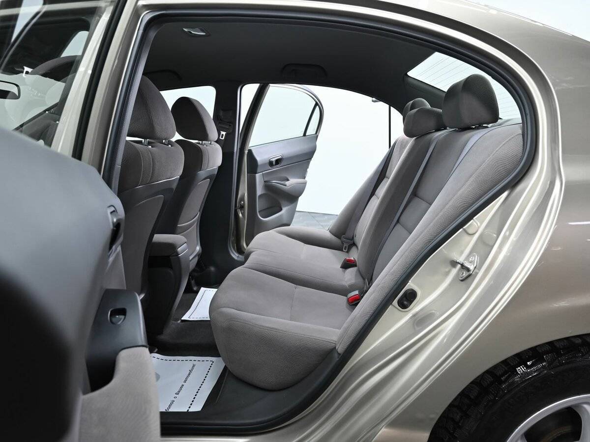 Honda Civic с пробегом — 2008 год. Фото: #12