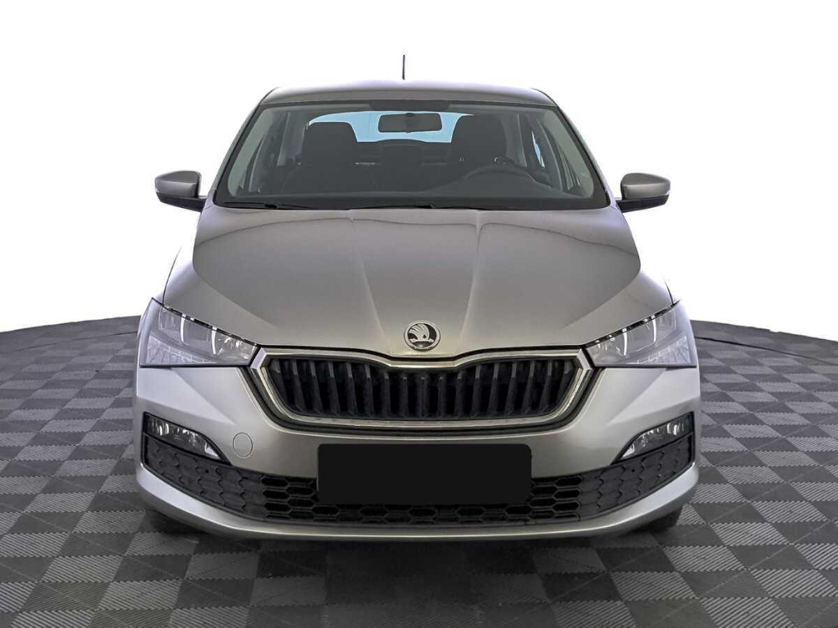 Skoda Rapid с пробегом — 2020 год. Фото: #1