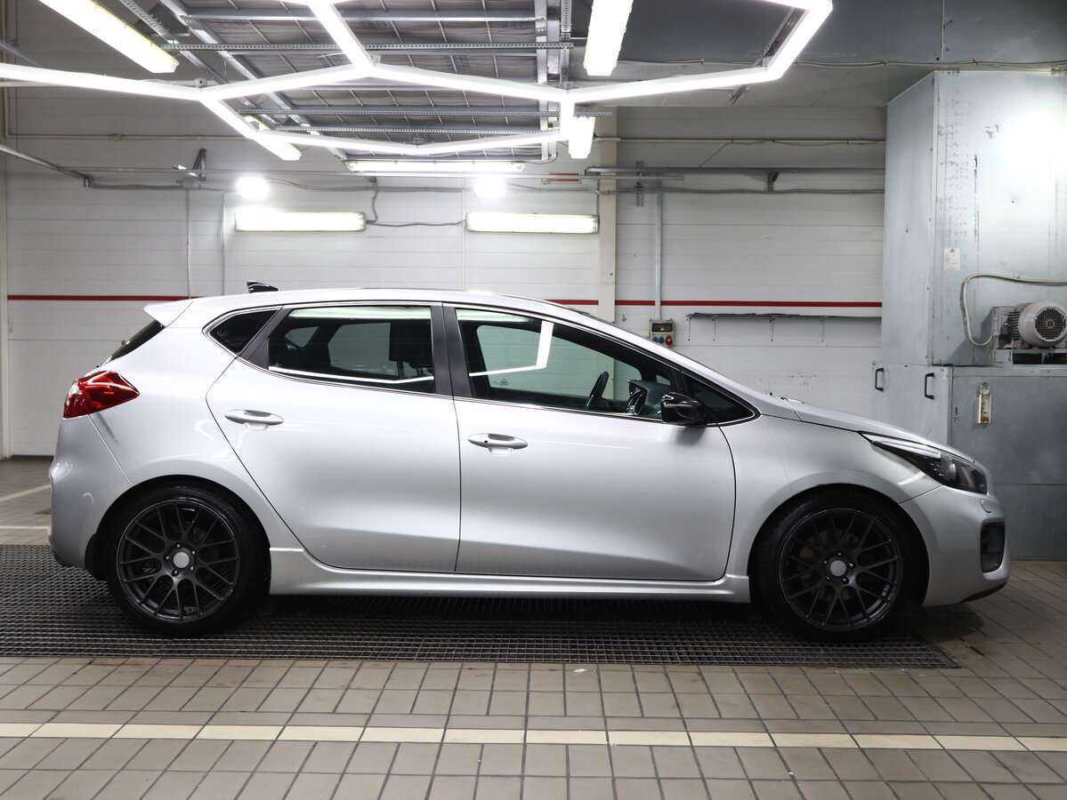 Kia Ceed GT с пробегом — 2017 год. Фото: #13