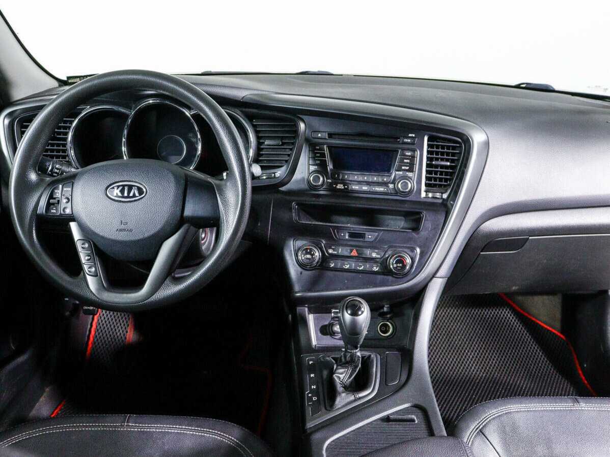 Kia K5 с пробегом — 2011 год. Фото: #9