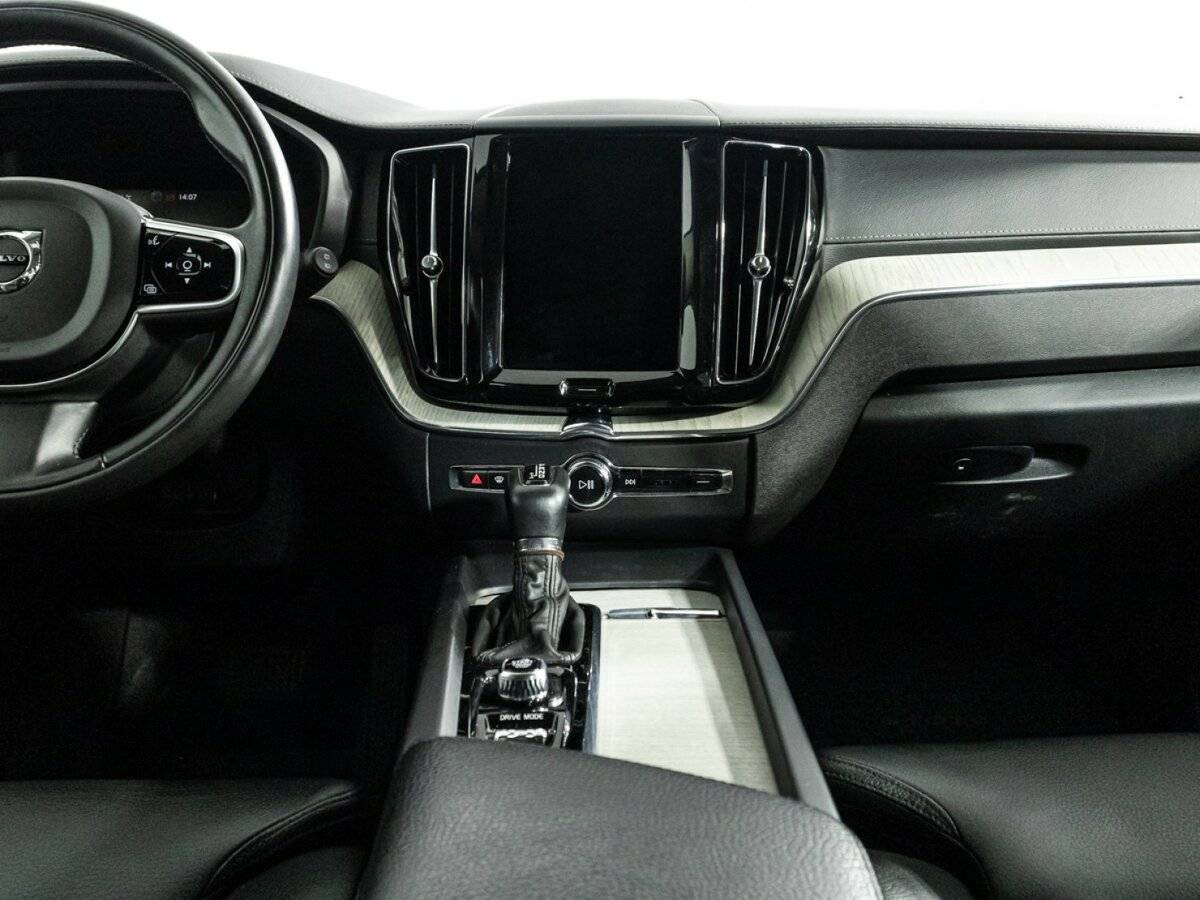 Volvo XC60 с пробегом — 2020 год. Фото: #13