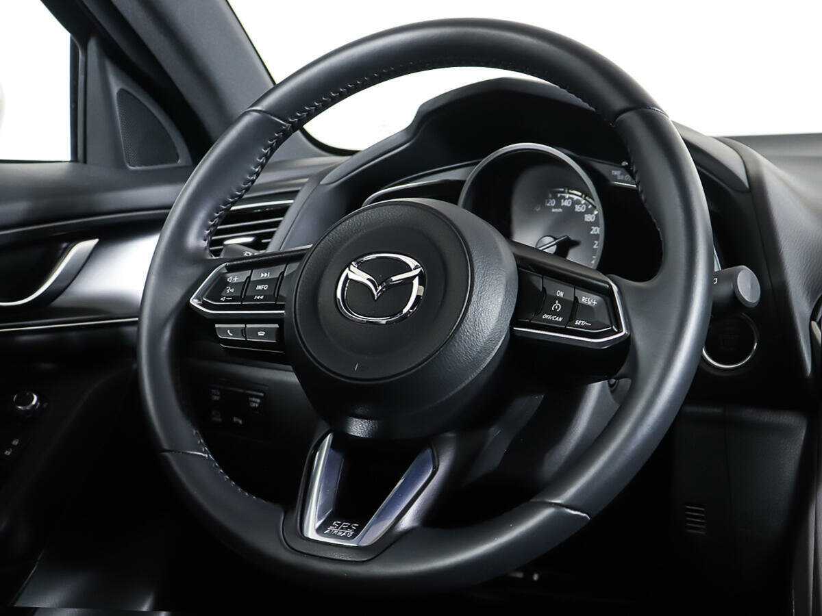 Mazda CX-4 с пробегом — 2022 год. Фото: #15