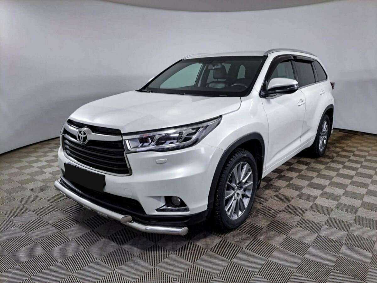 Toyota Highlander с пробегом — 2014 год. Фото: #0