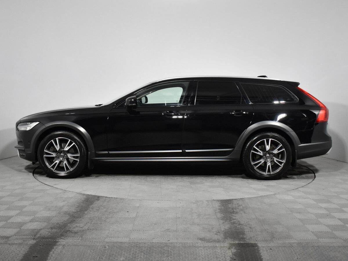 Volvo V90 Cross Country с пробегом — 2017 год. Фото: #7