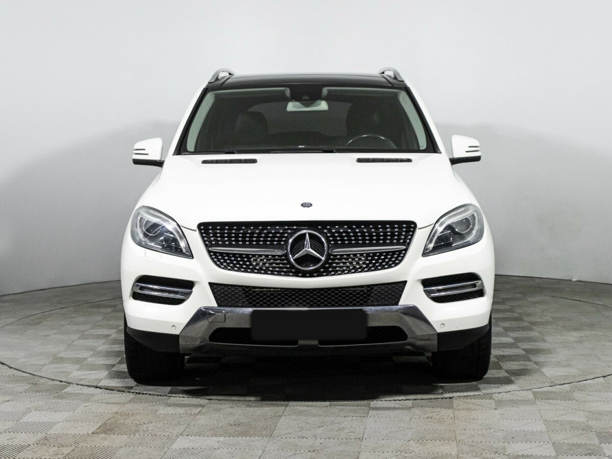 Mercedes-Benz M-Класс с пробегом — 2014 год. Фото: #1