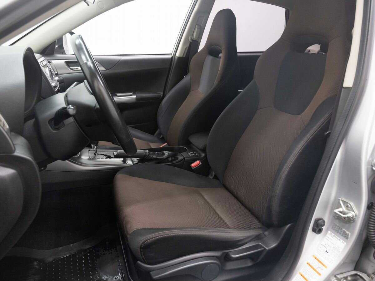 Subaru Impreza с пробегом — 2010 год. Фото: #9