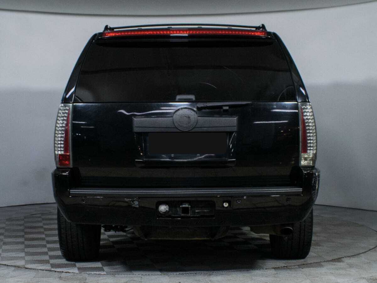 Cadillac Escalade с пробегом — 2011 год. Фото: #4