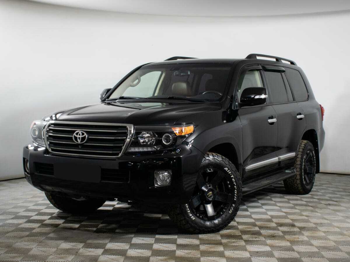 Toyota Land Cruiser с пробегом — 2015 год. Фото: #0