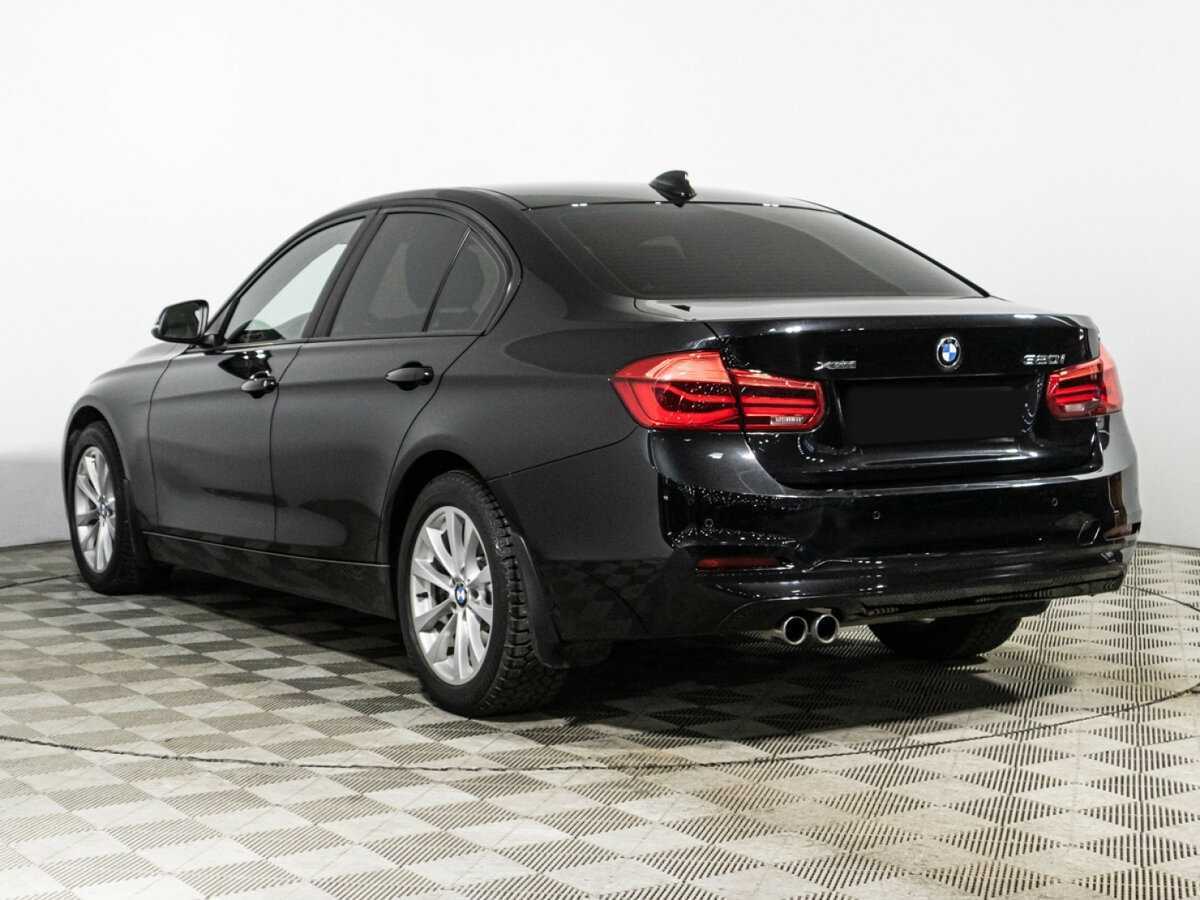 BMW 3 серии с пробегом — 2018 год. Фото: #6