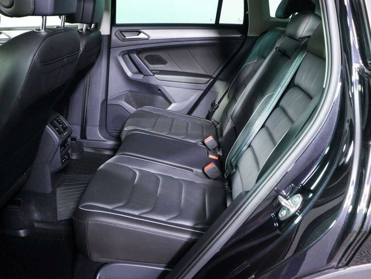 Volkswagen Tiguan с пробегом — 2021 год. Фото: #9