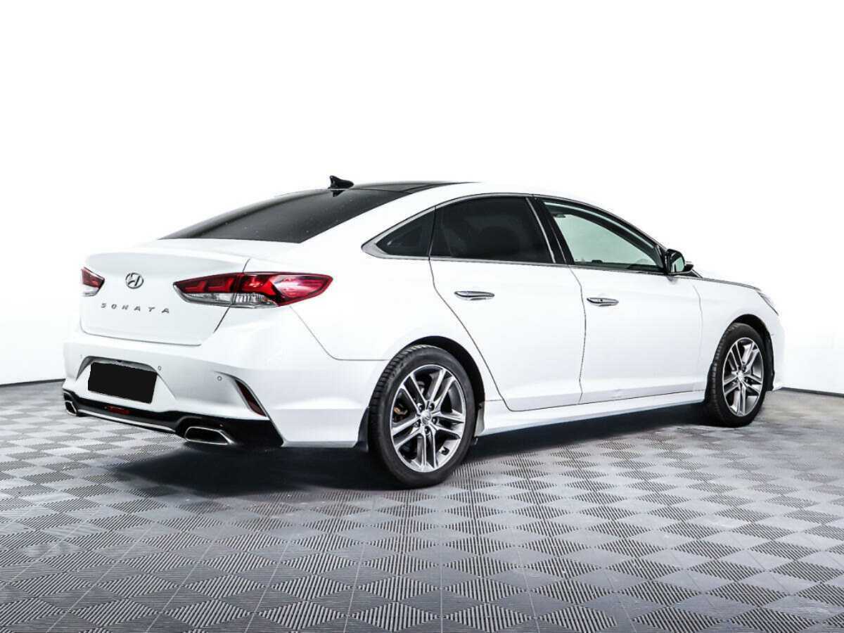 Hyundai Sonata с пробегом — 2018 год. Фото: #4
