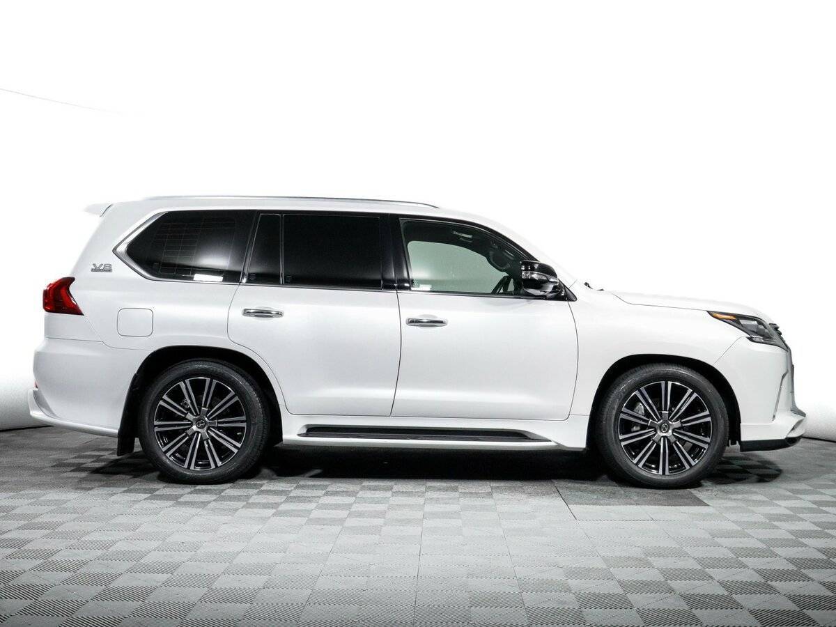 Lexus LX с пробегом — 2021 год. Фото: #3