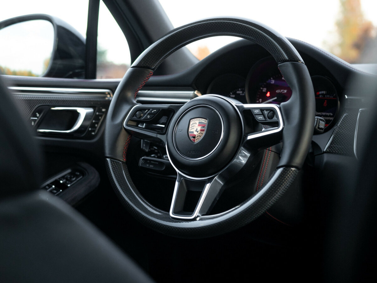Porsche Macan с пробегом — 2016 год. Фото: #19