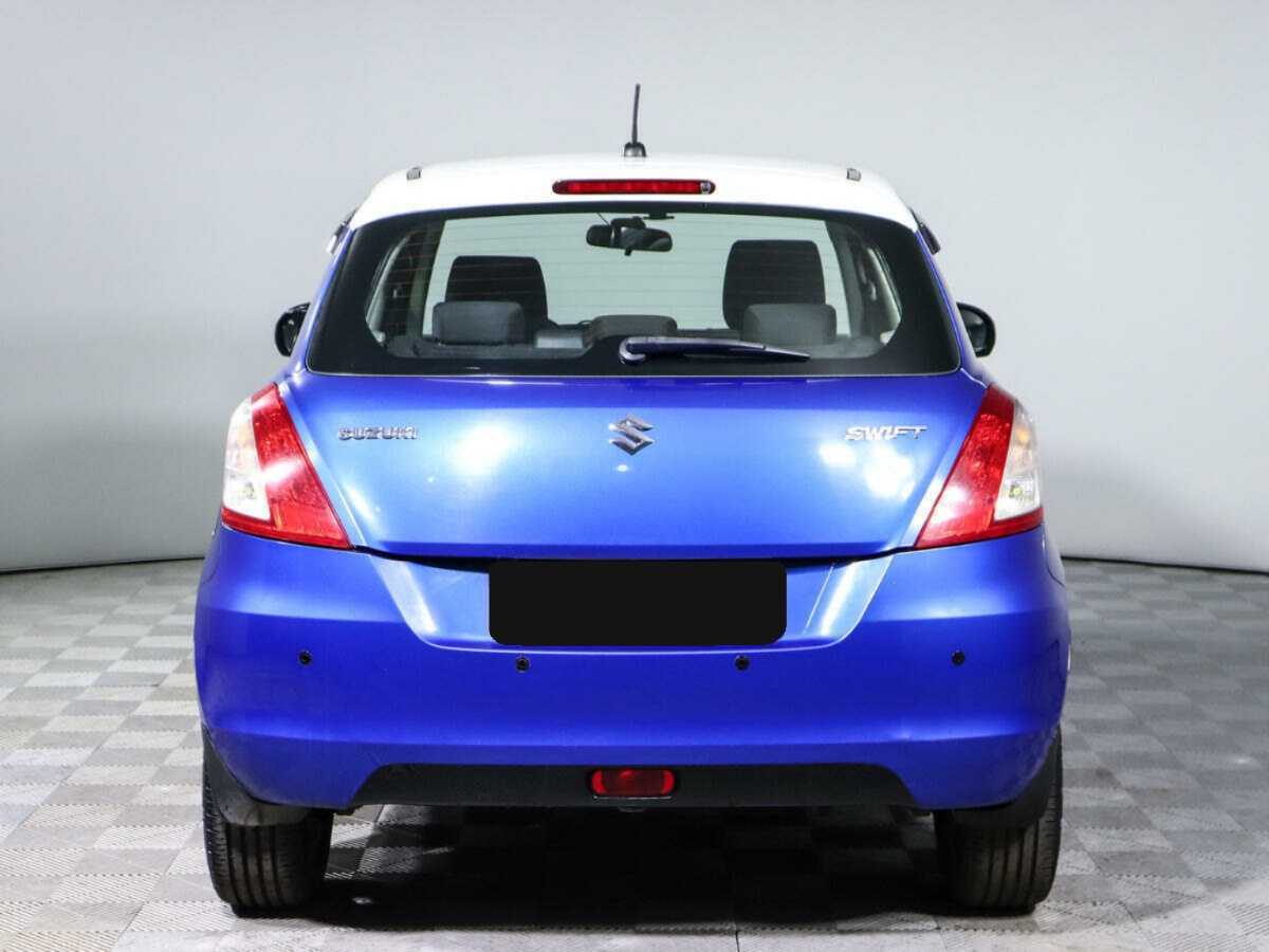 Suzuki Swift с пробегом — 2011 год. Фото: #5