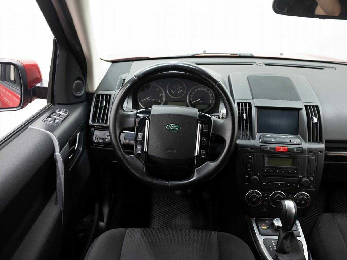 Land Rover Freelander с пробегом — 2012 год. Фото: #13