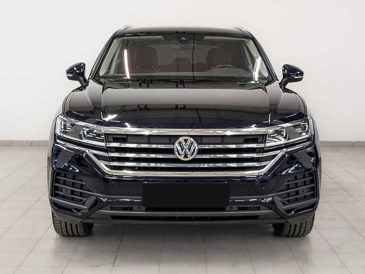 Volkswagen Touareg с пробегом — 2018 год. Фото: #1