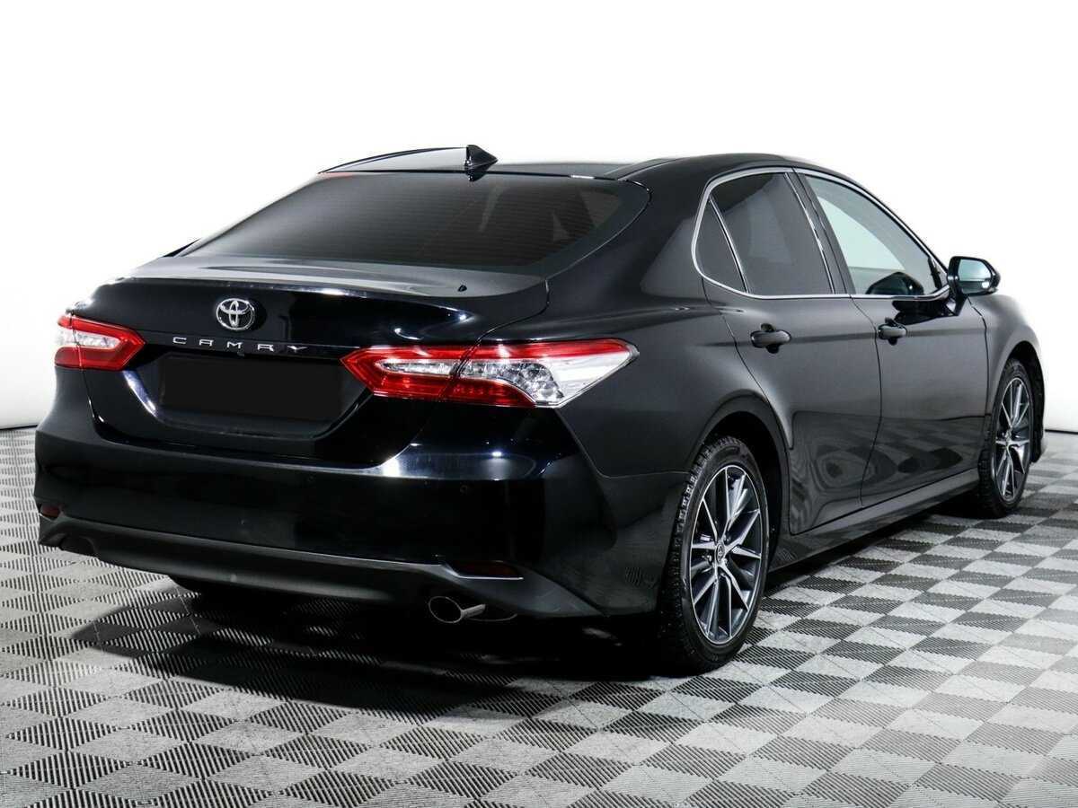 Toyota Camry с пробегом — 2021 год. Фото: #4