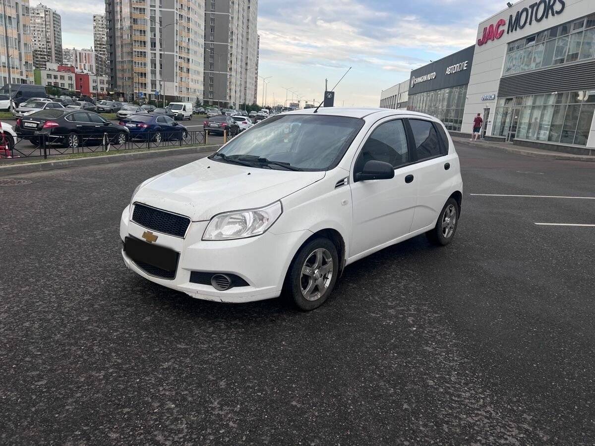 Chevrolet Aveo с пробегом — 2010 год. Посмотреть фото