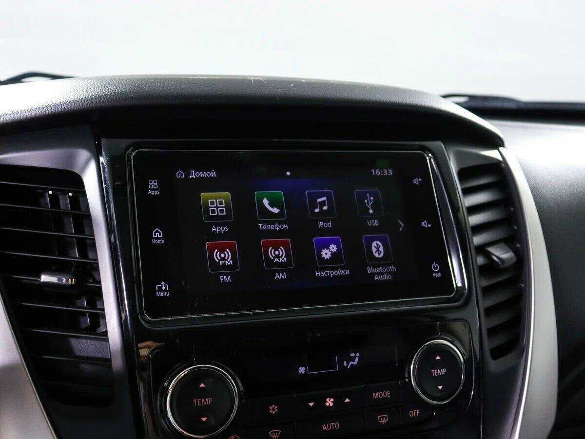 Mitsubishi Pajero Sport с пробегом — 2017 год. Фото: #13